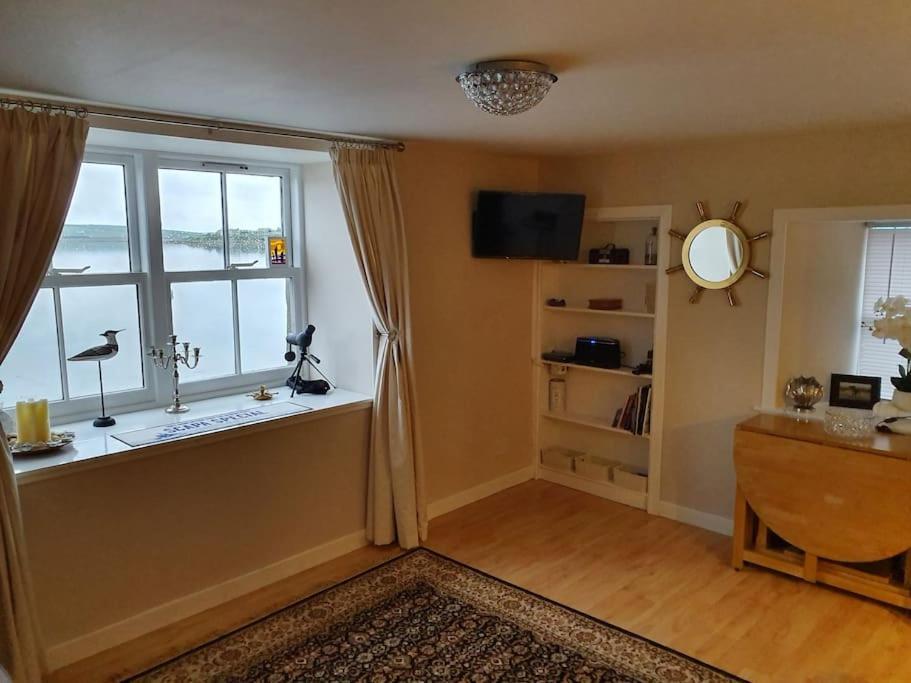 Waterfront Apartment, St Margarets Hope, Orkney Saint Margarets Hope Экстерьер фото